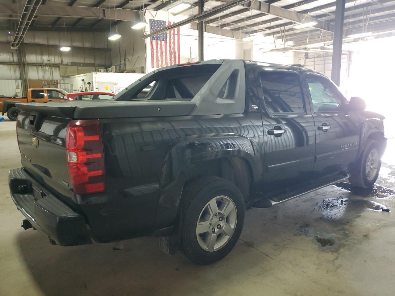2008 Chevrolet Avalanche K1500 - Фото 3