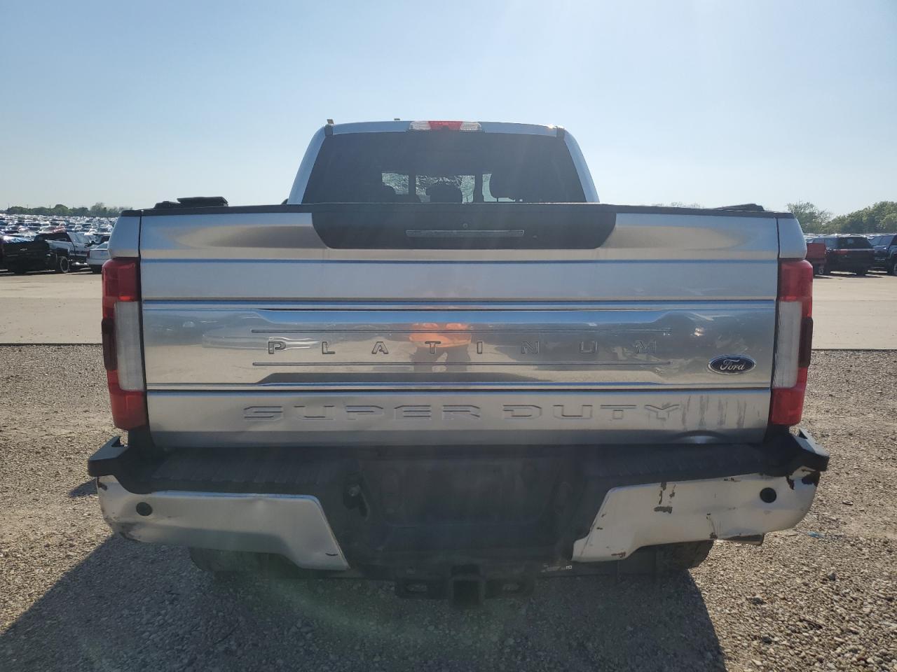 2018 Ford F250 Super Duty - Фото 6