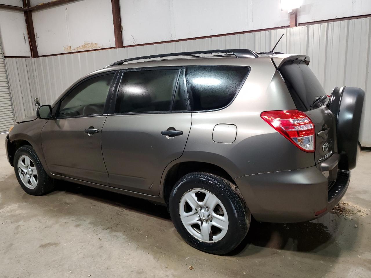 2010 Toyota Rav4 - Image 2