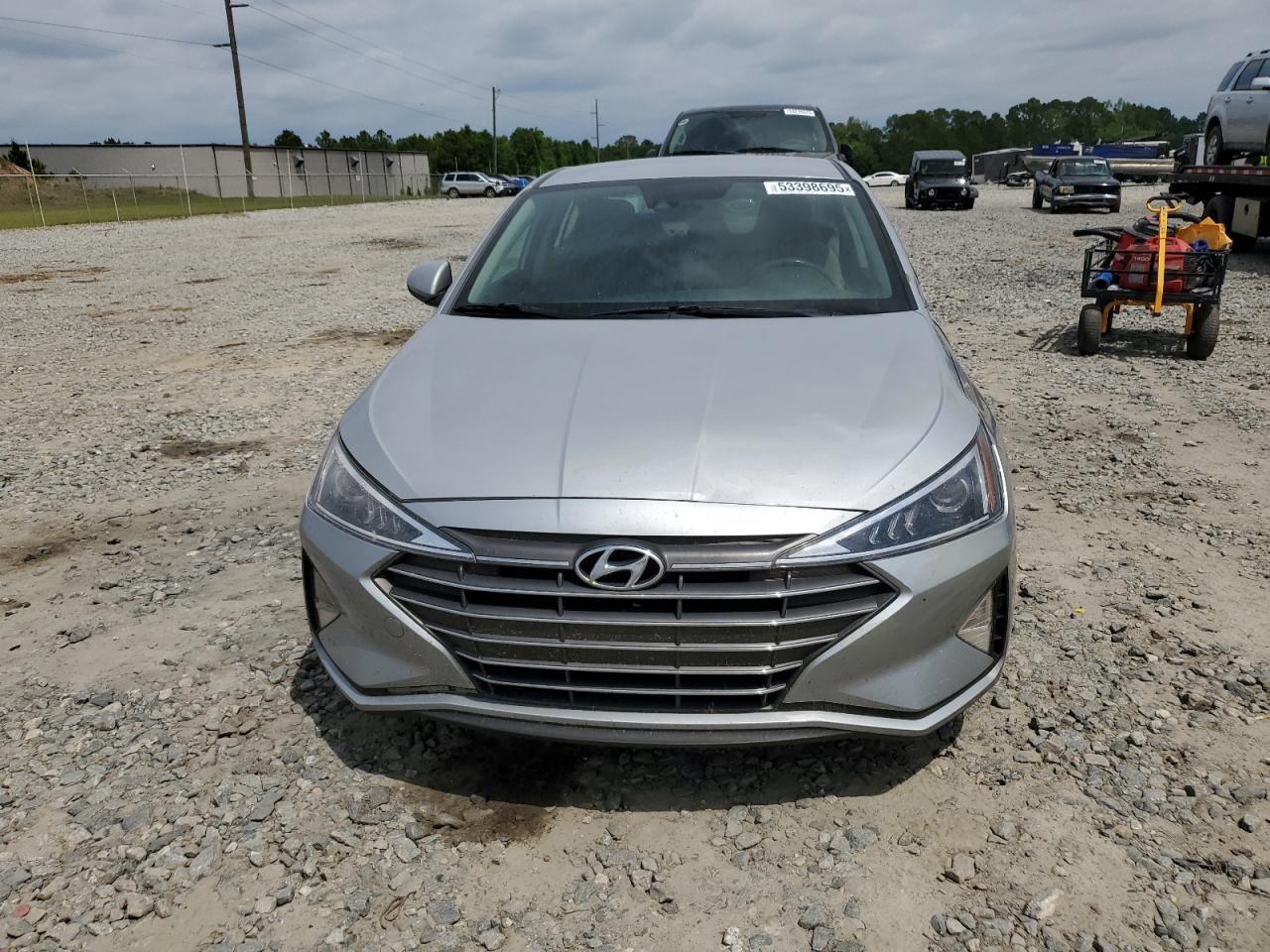 2020 Hyundai Elantra Sel - Фото 5
