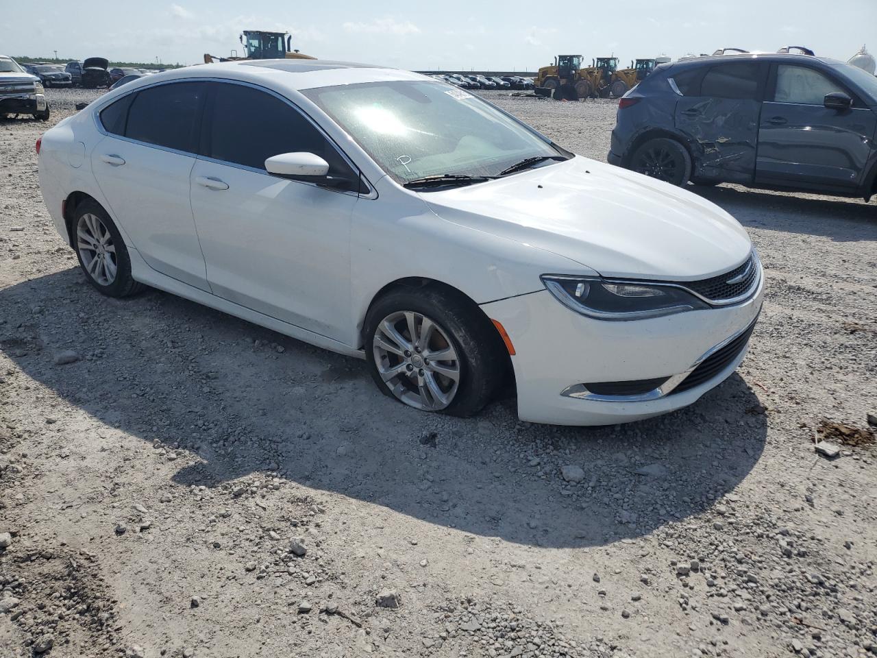 2015 Chrysler 200 Limited - Фото 4