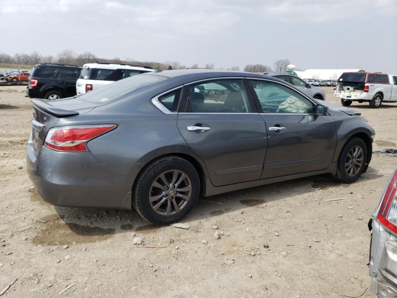 2015 Nissan Altima 2.5 - Фото 3