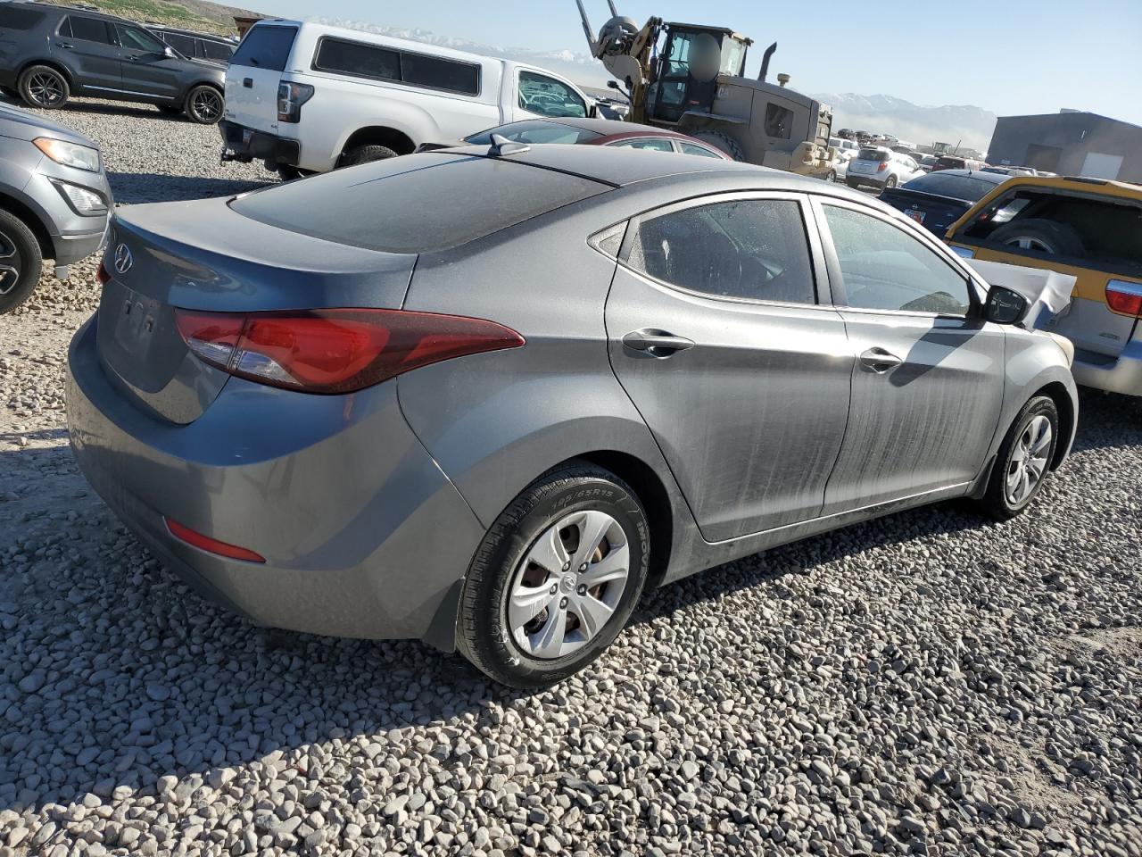 2016 Hyundai Elantra Se - Фото 3