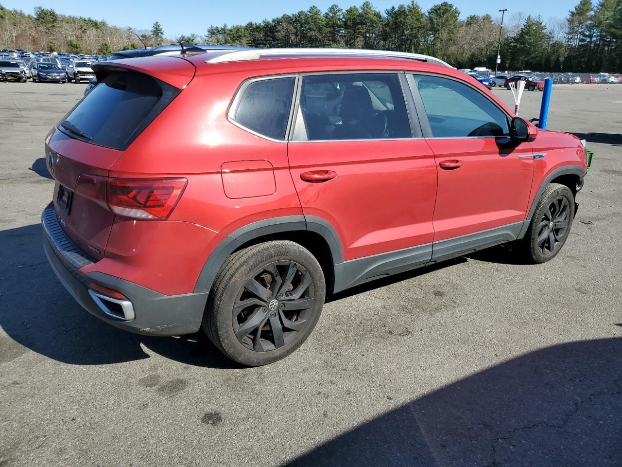 2022 Volkswagen Taos Se Iq Drive - Image 3