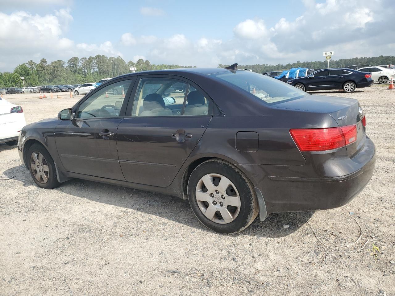 2009 Hyundai Sonata Gls - Image 2