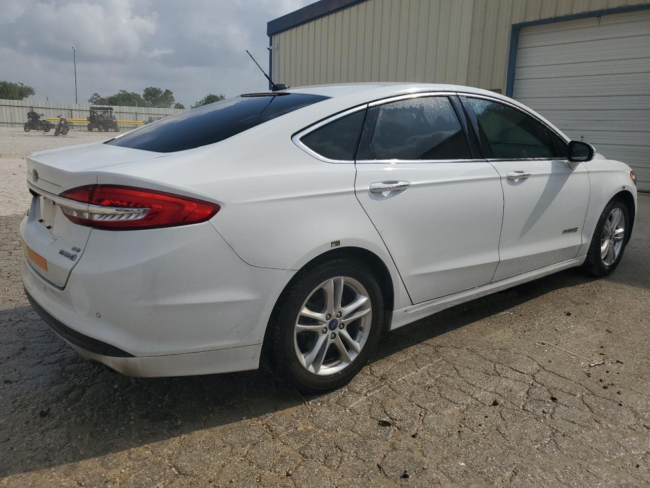 2018 Ford Fusion Se Hybrid - Image 3