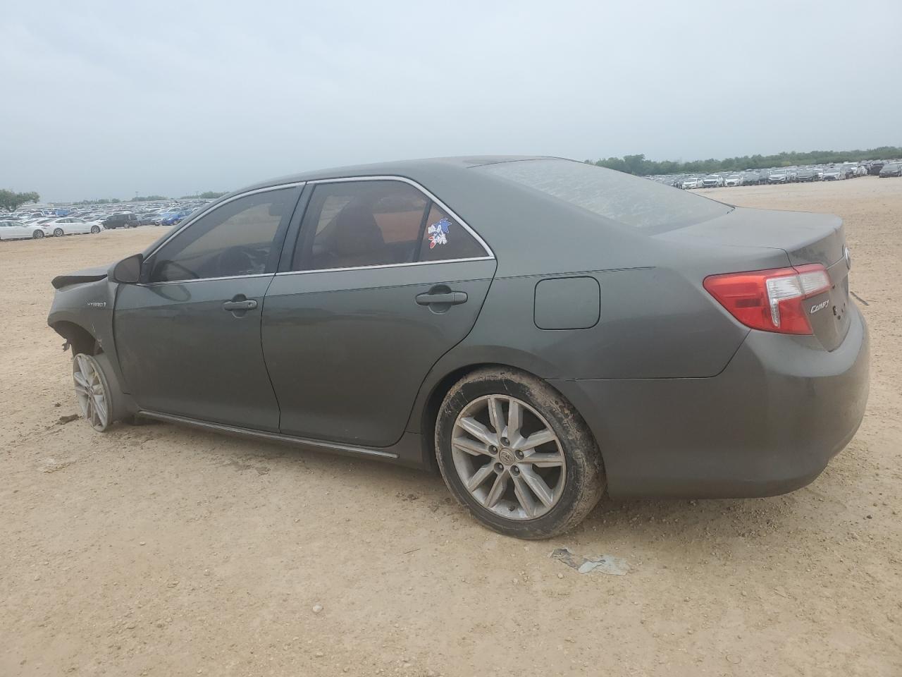 2012 Toyota Camry Hybrid - Фото 2