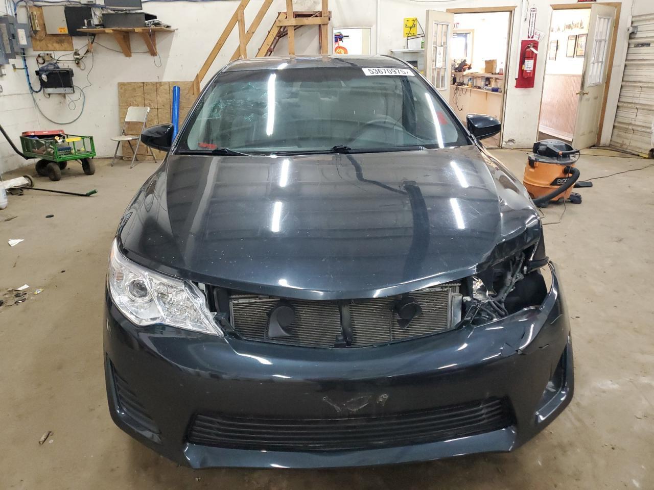 2012 Toyota Camry Base - Фото 5