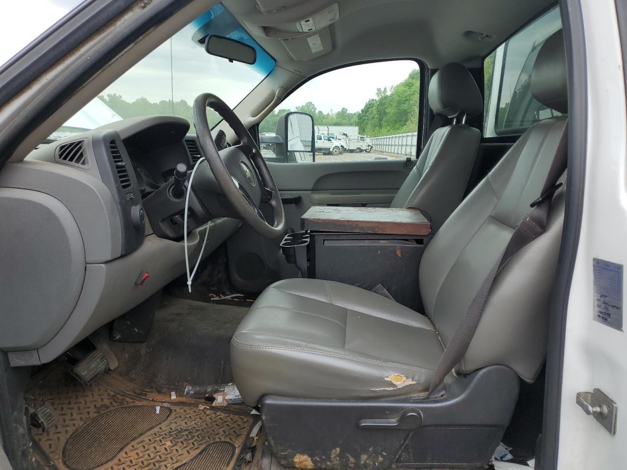 2013 Chevrolet Silverado C1500 - Image 7