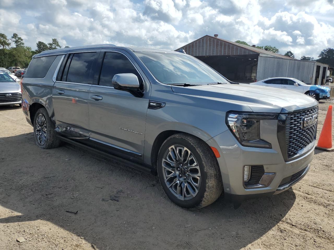 2023 GMC Yukon Xl Denali Ultimate - Фото 4