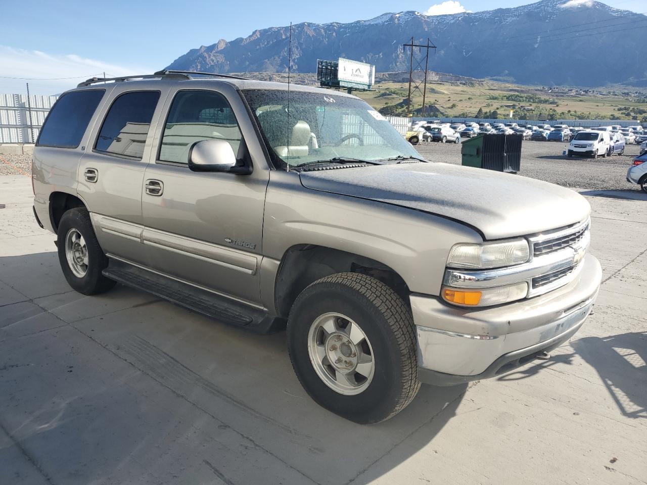 2000 Chevrolet Tahoe K1500 - Image 4