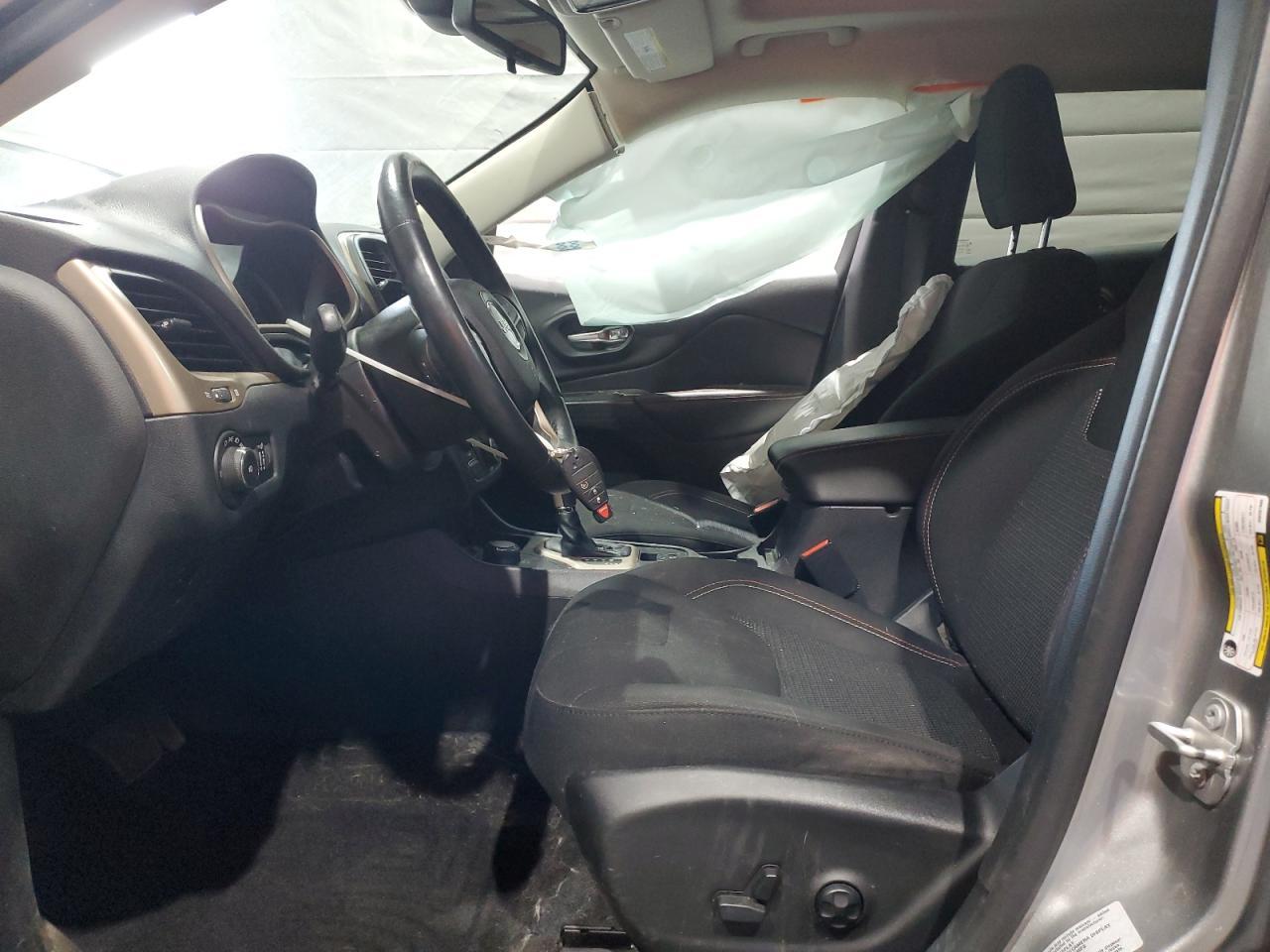 2016 Jeep Cherokee Latitude - Фото 7