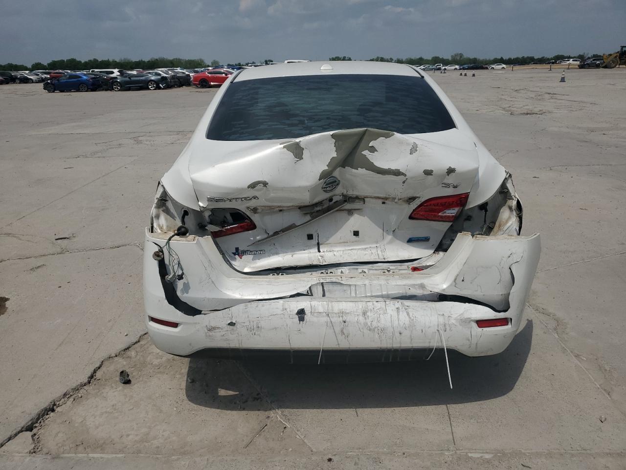 2013 Nissan Sentra S - Фото 6