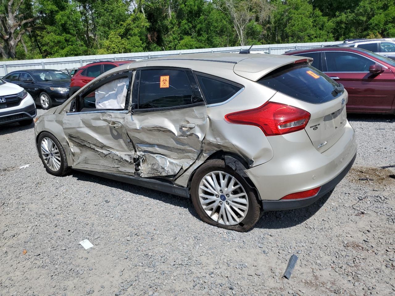 2018 Ford Focus Titanium - Фото 2