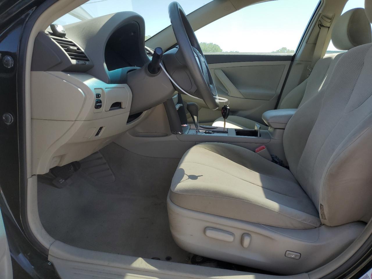 2010 Toyota Camry Se - Фото 7