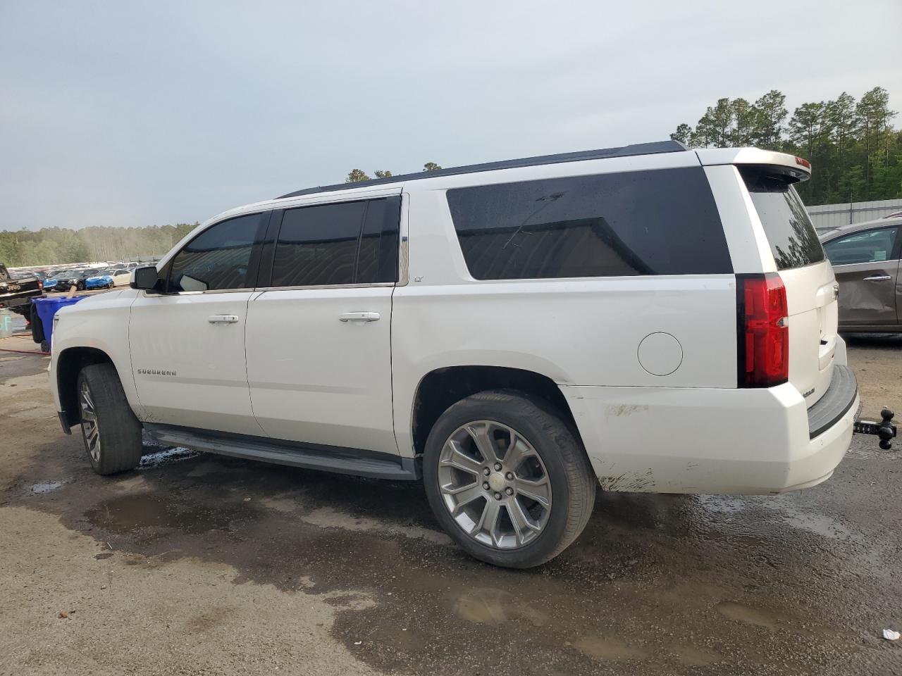 2016 Chevrolet Suburban K1500 Lt - Фото 2
