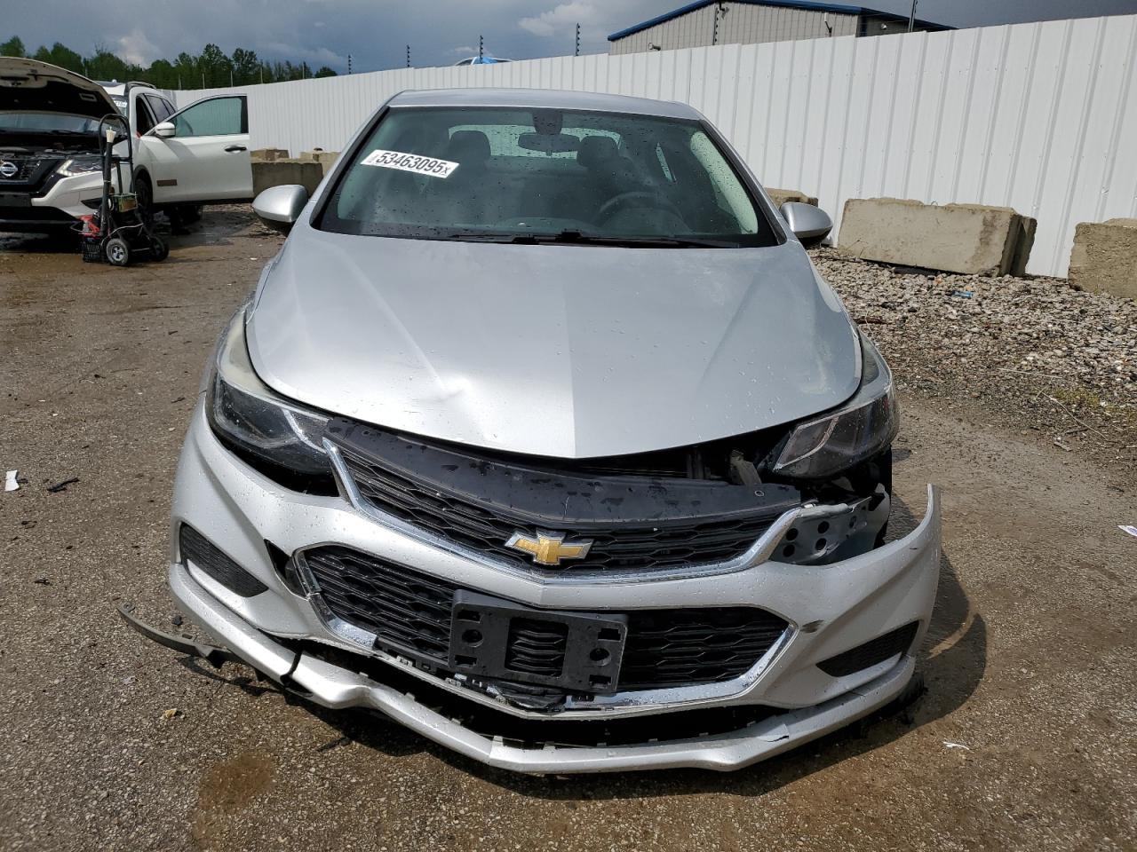 2018 Chevrolet Cruze Lt - Image 5