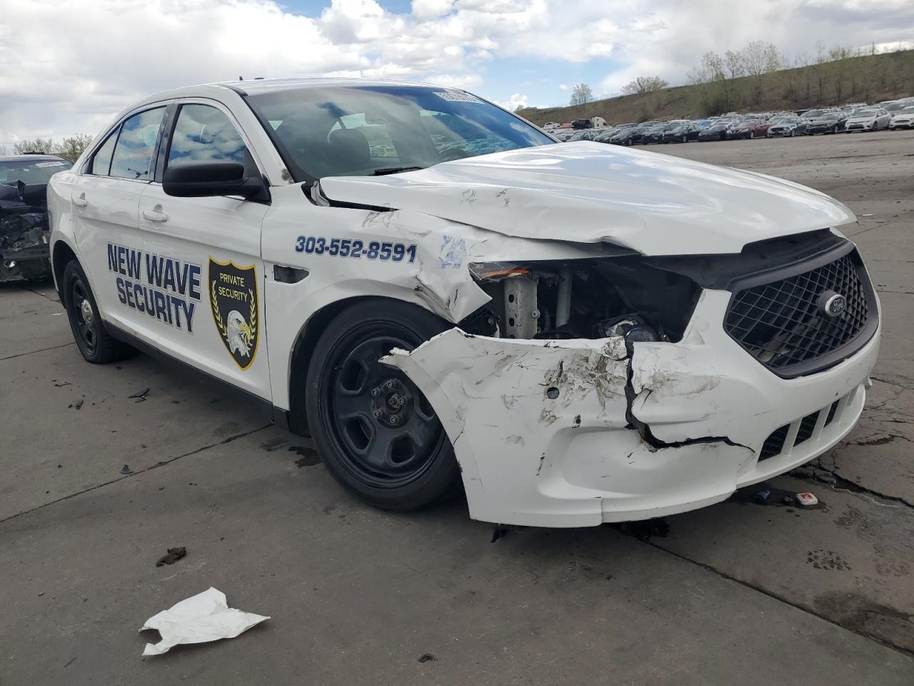 2016 Ford Taurus Police Interceptor - Image 4
