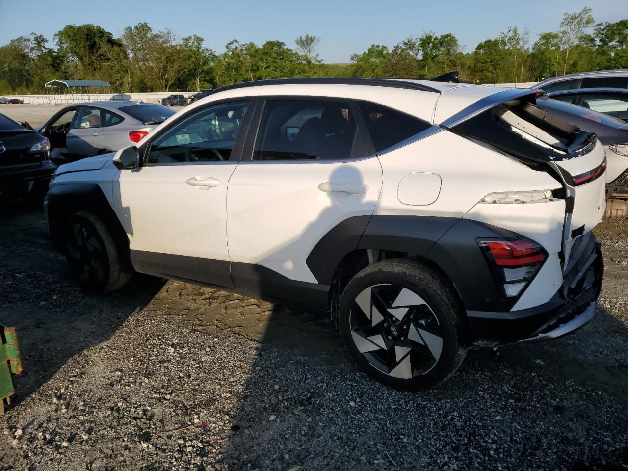 2024 Hyundai Kona Limited - Фото 2
