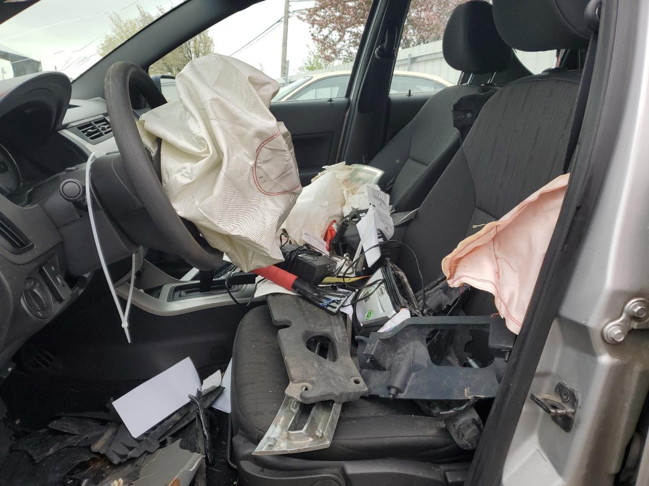 2010 Ford Focus Se - Фото 7