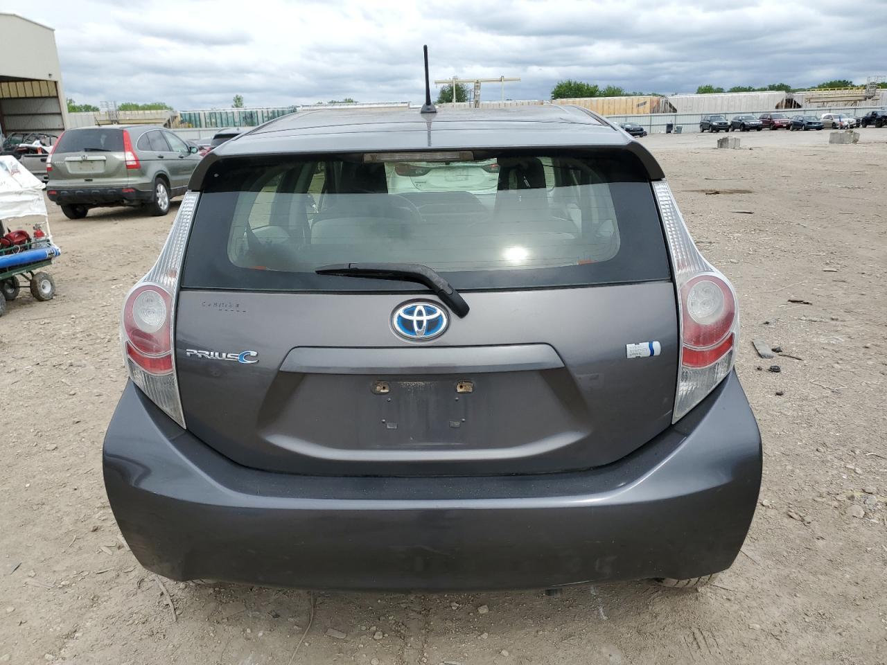 2014 Toyota Prius C - Фото 6