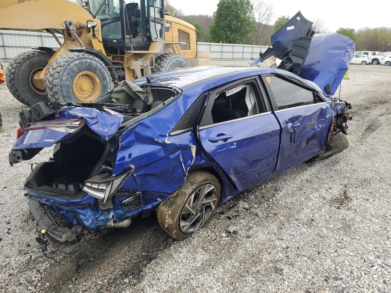 2024 Hyundai Elantra Limited - Фото 3