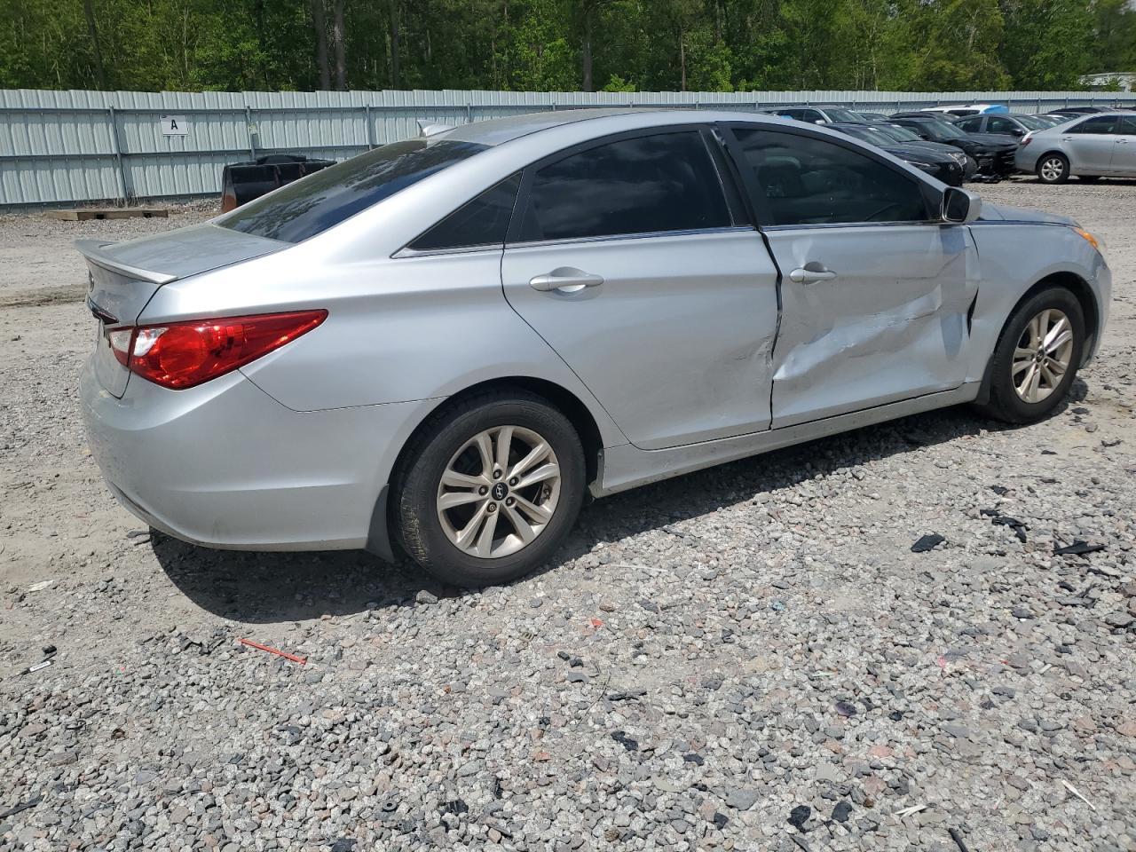 2013 Hyundai Sonata Gls - Фото 3