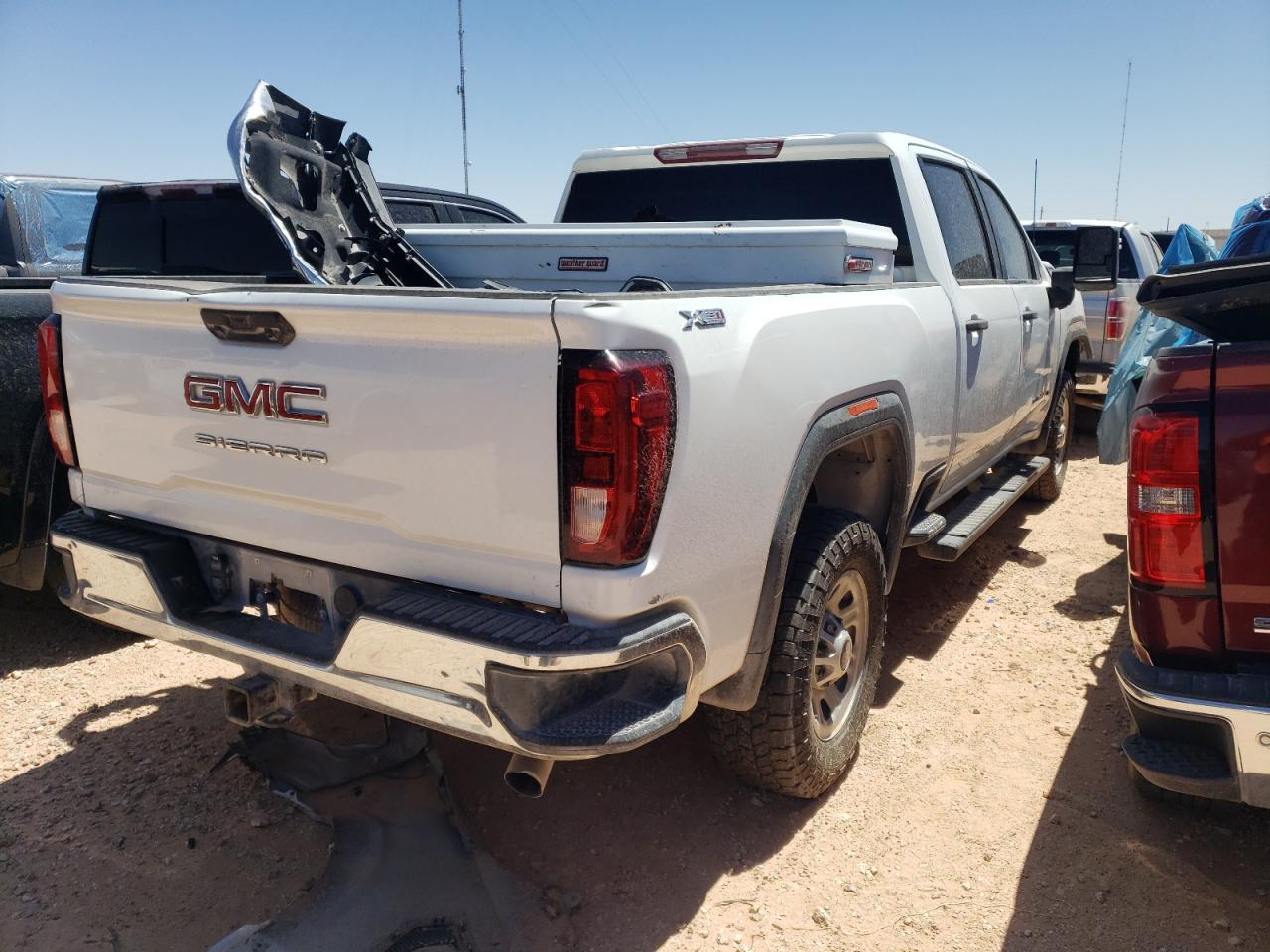 2020 GMC Sierra K2500 Heavy Duty - Image 3