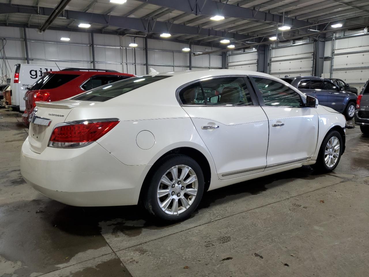2012 Buick Lacrosse - Фото 3