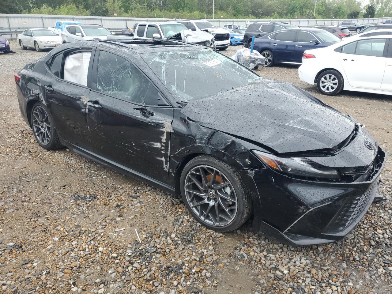 2025 Toyota Camry Xse - Image 4