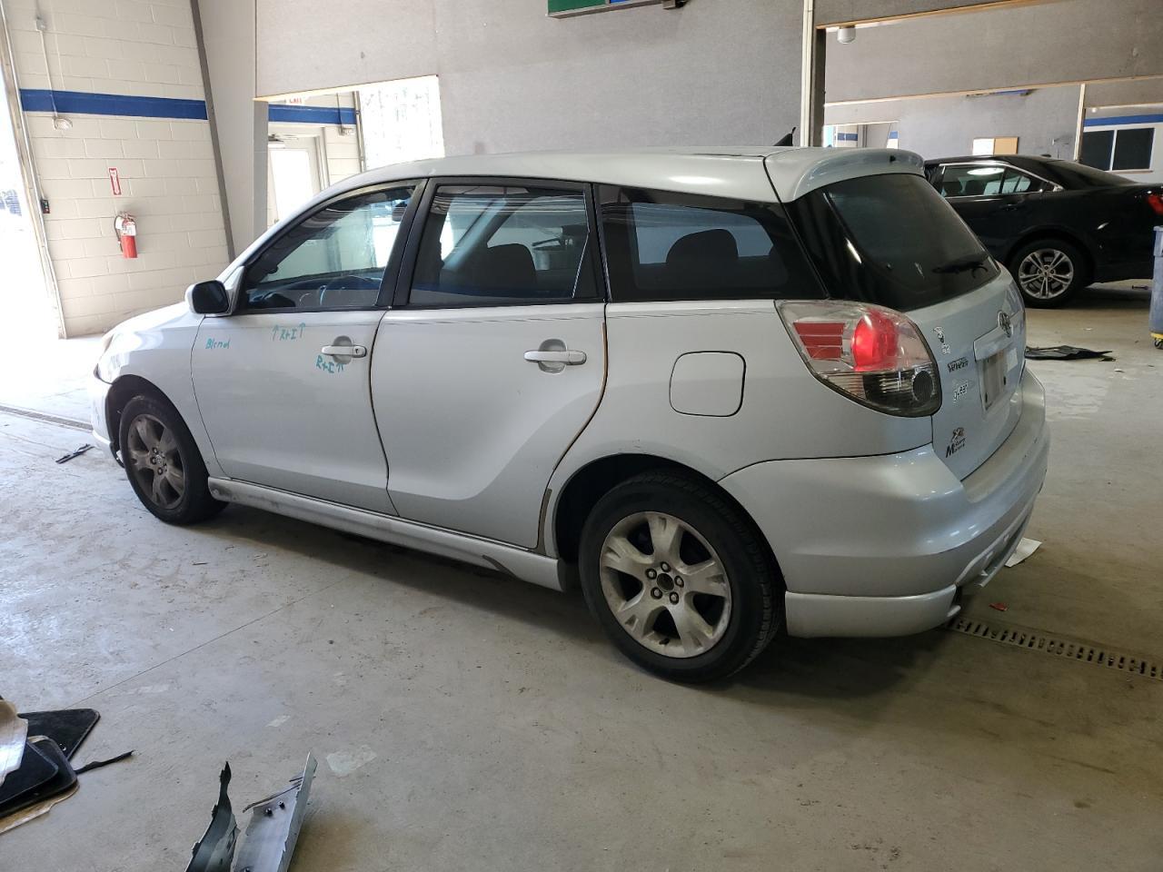 2005 Toyota Corolla Matrix Xr - Фото 2