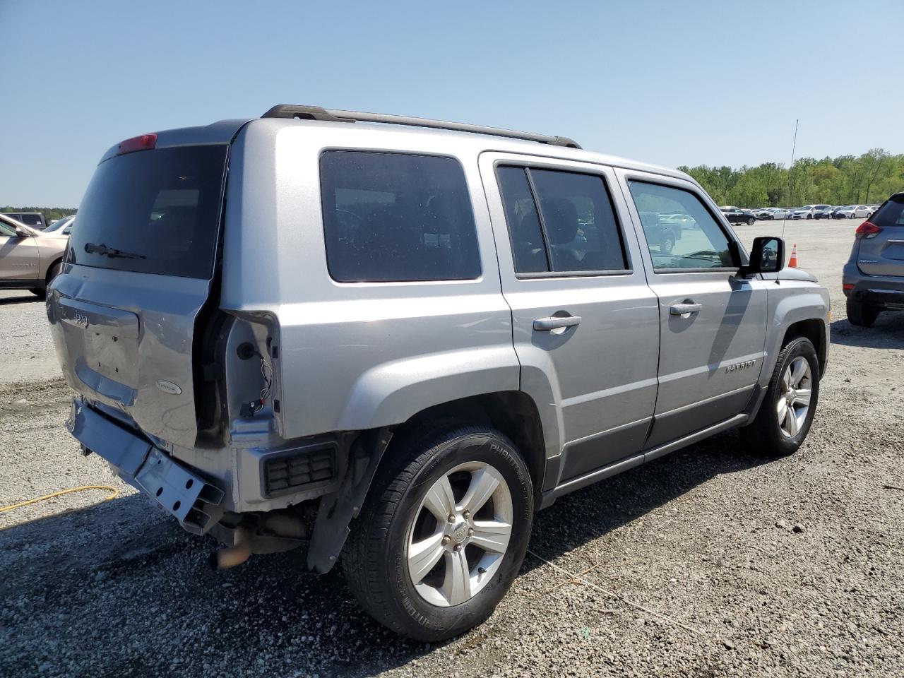 2016 Jeep Patriot Latitude - Image 3