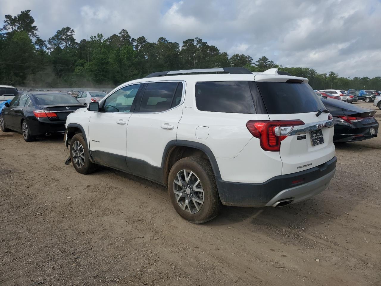 2023 GMC Acadia Sle - Image 2