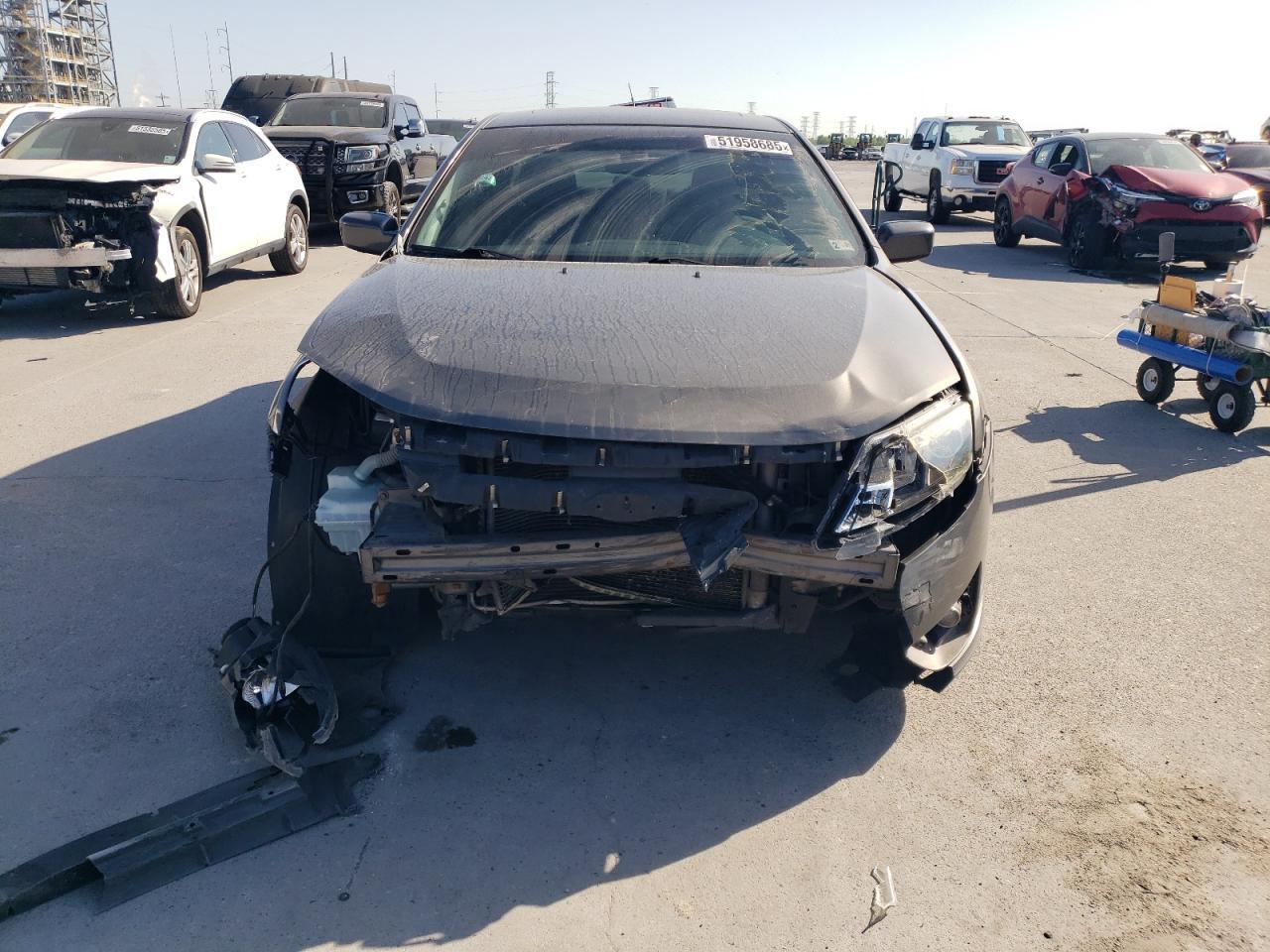 2011 Ford Fusion Se - Фото 5