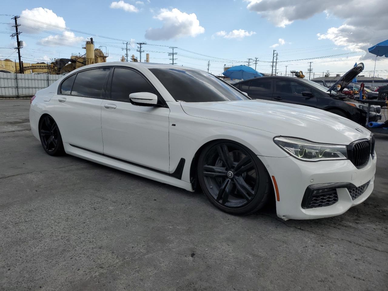 2016 BMW 750 I - Image 4