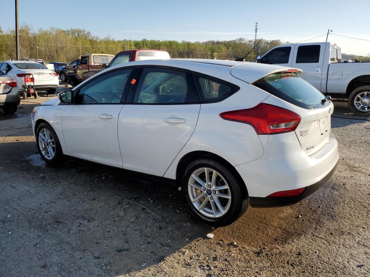 2017 Ford Focus Se - Фото 2