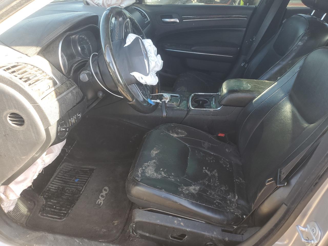 2016 Chrysler 300C - Фото 7