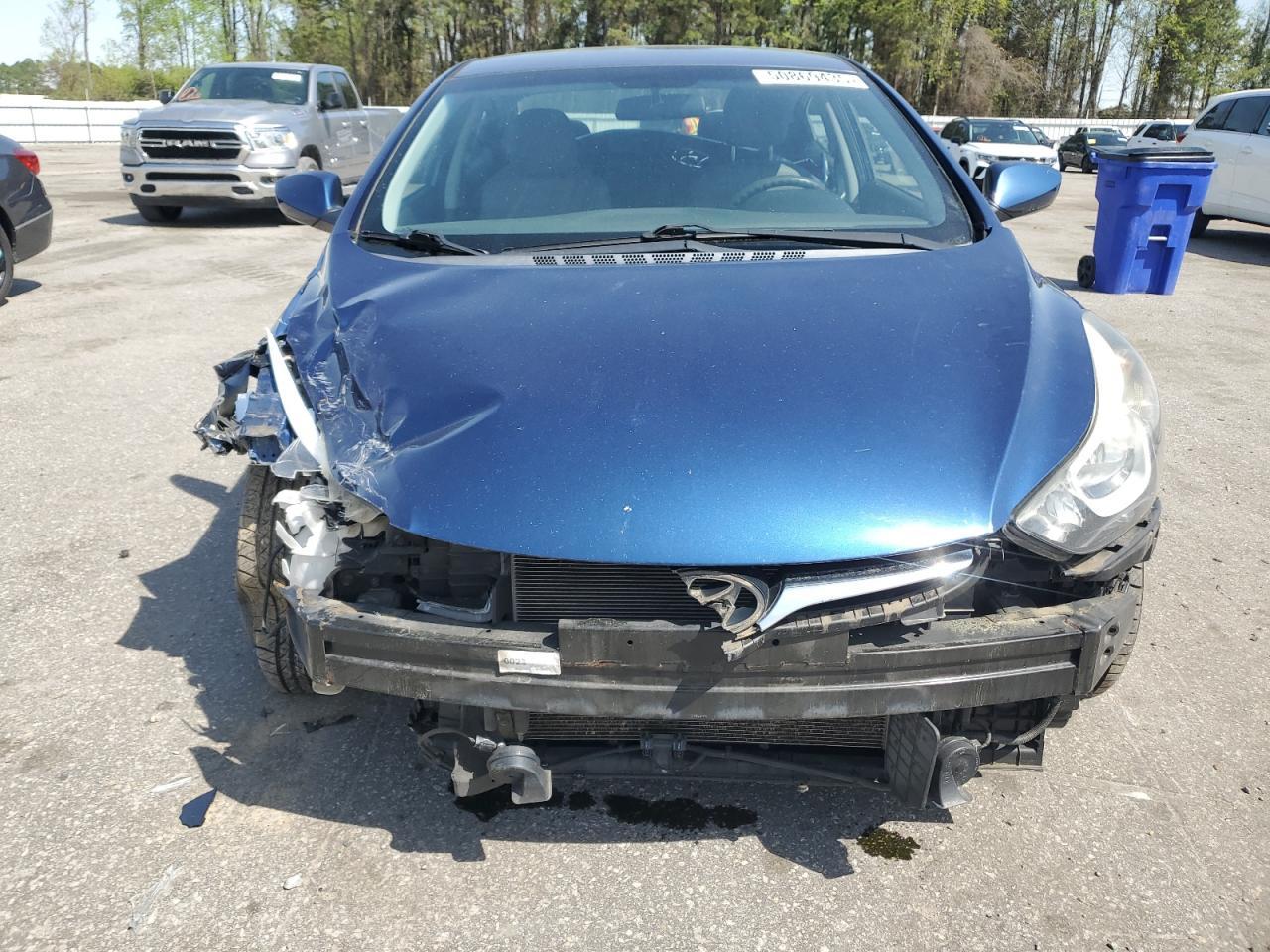 2016 Hyundai Elantra Se - Image 5