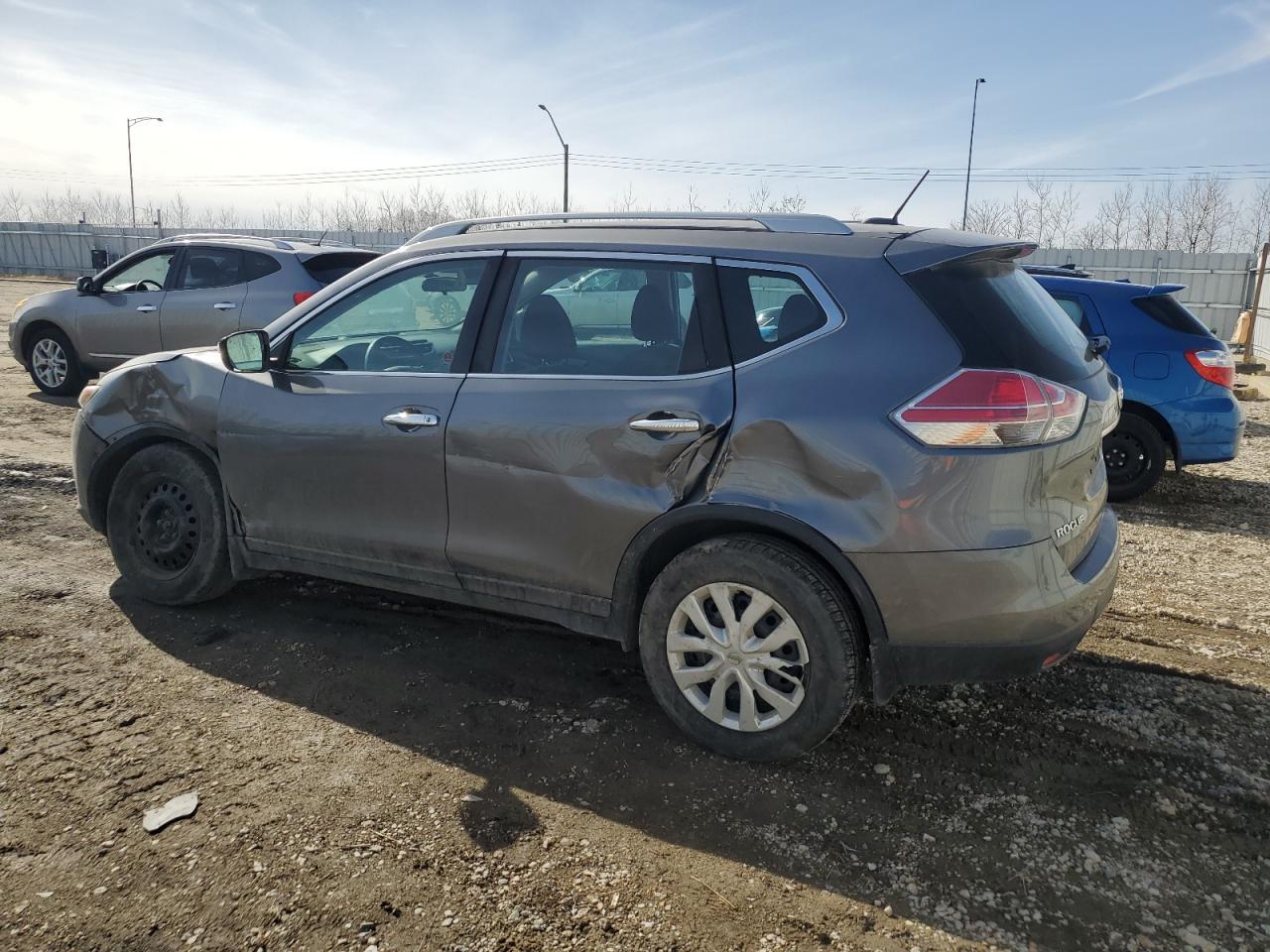 2016 Nissan Rogue S - Фото 2