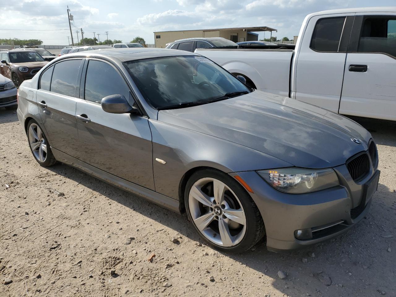 2011 BMW 335 I - Фото 4