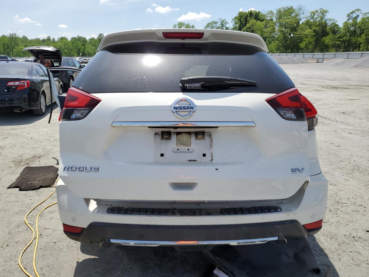 2019 Nissan Rogue S - Фото 6