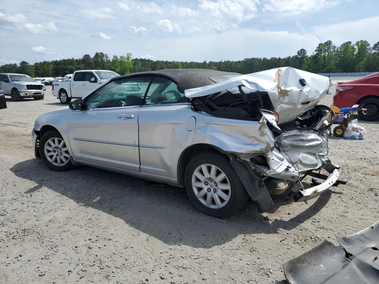 2008 Chrysler Sebring - Фото 2