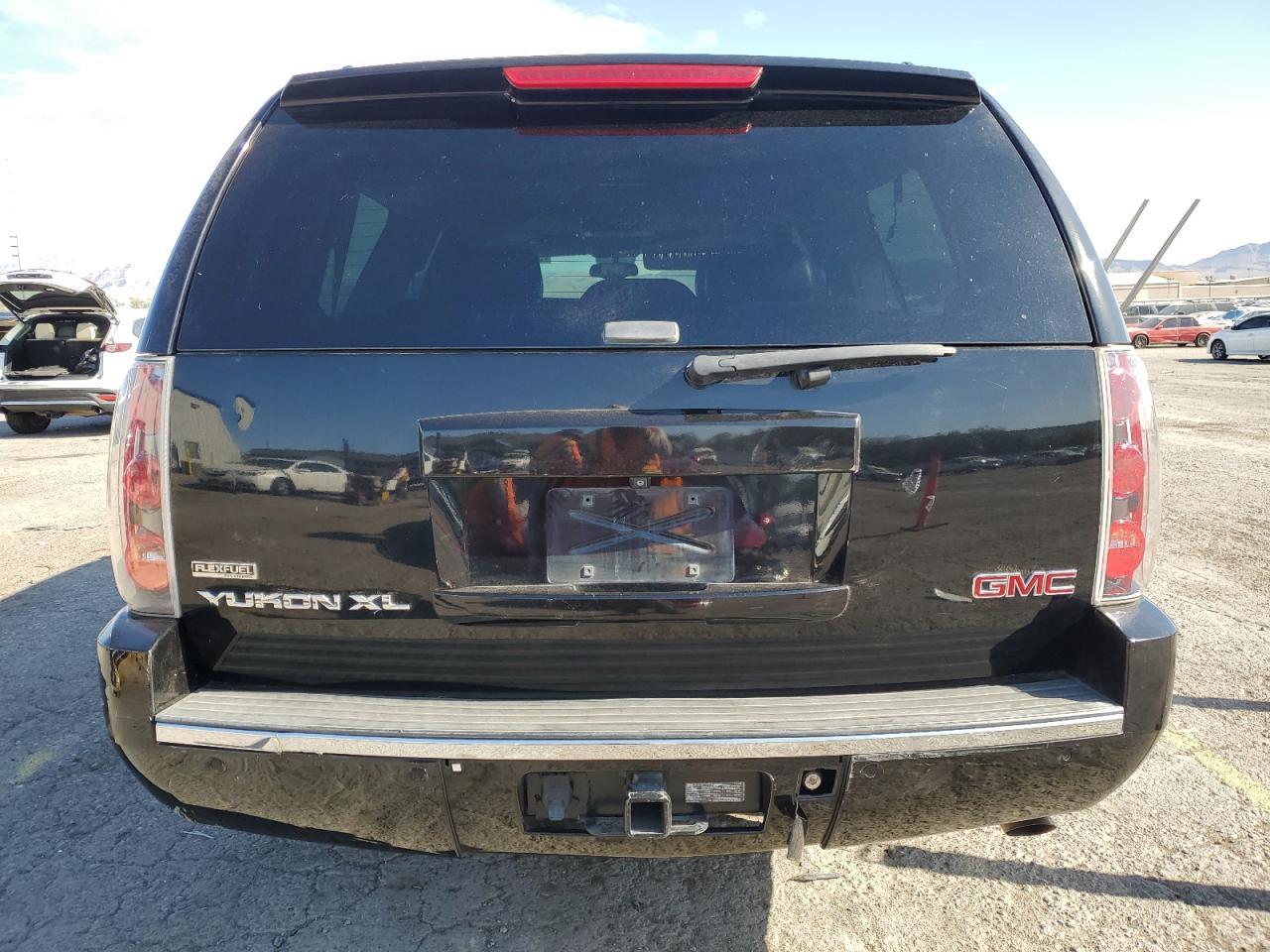 2010 GMC Yukon Xl Denali - Фото 6