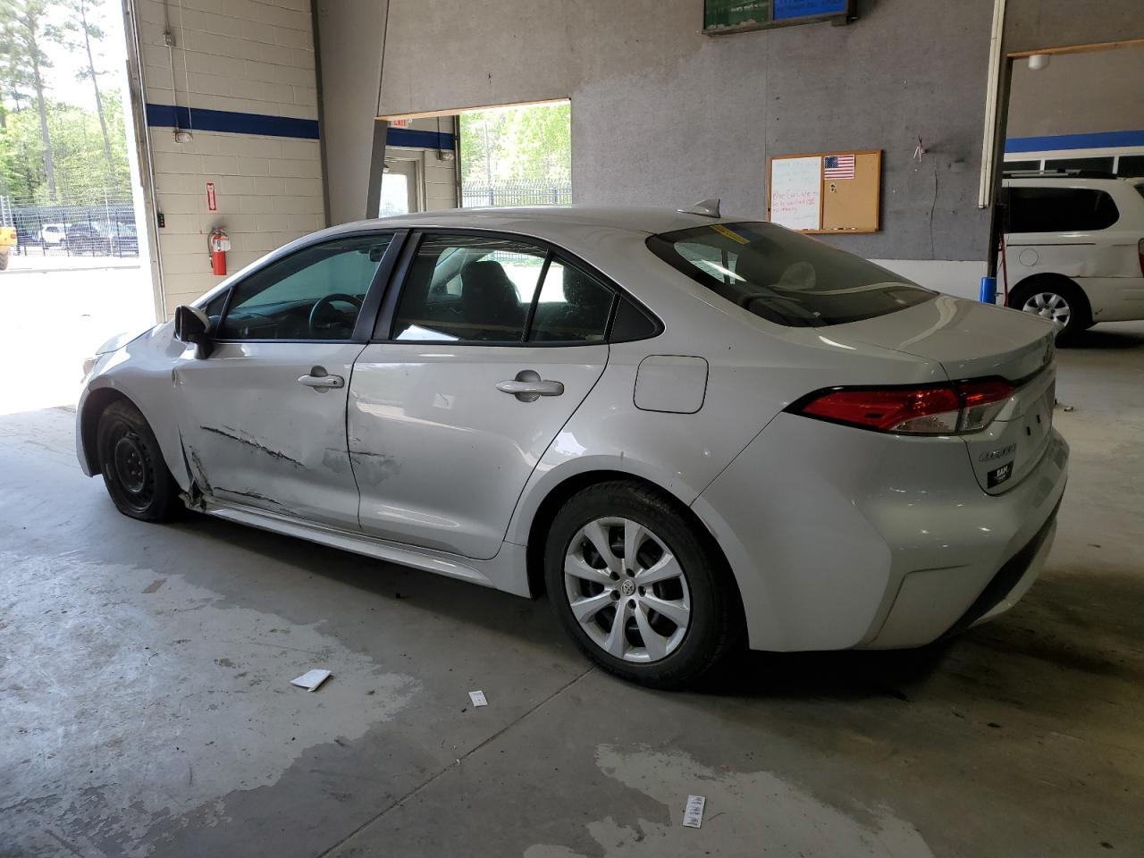 2020 Toyota Corolla Le - Фото 2