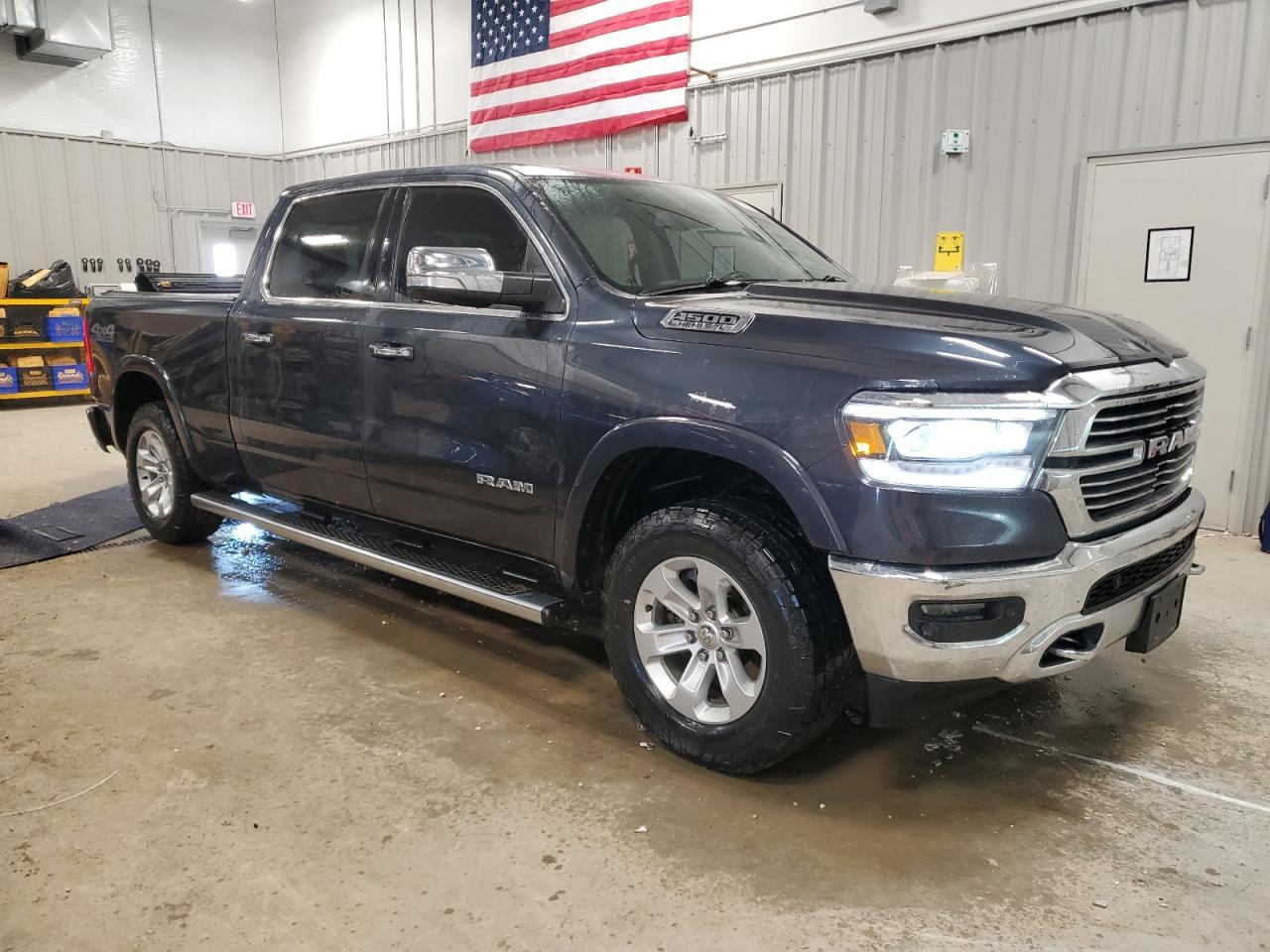 2019 Ram 1500 Laramie - Image 4