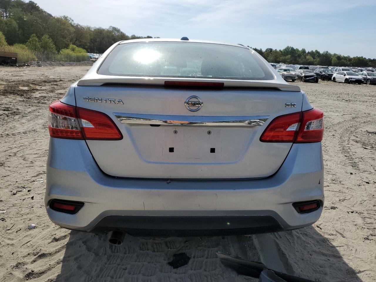 2016 Nissan Sentra S - Image 6