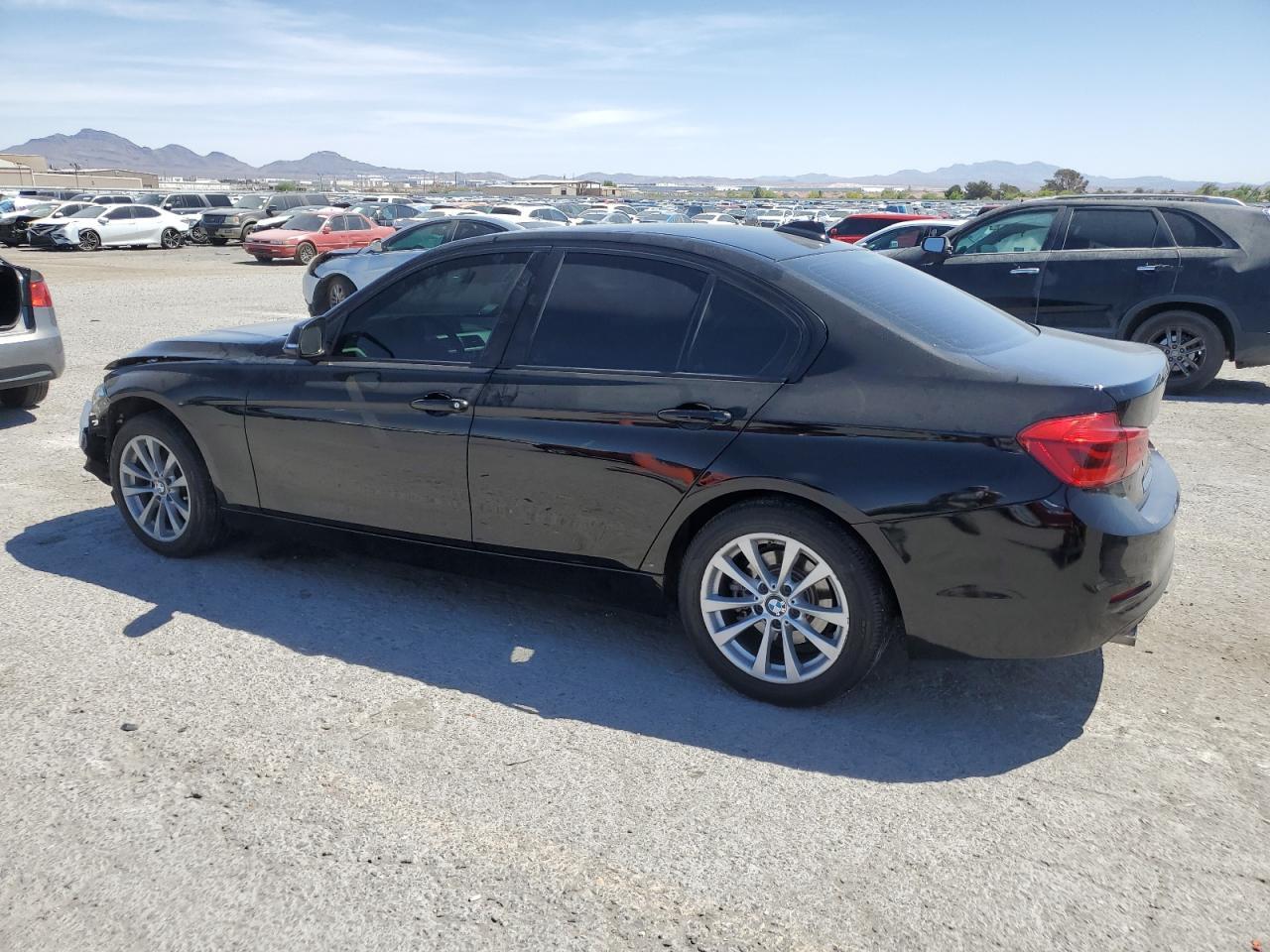 2018 BMW 320 I - Фото 2