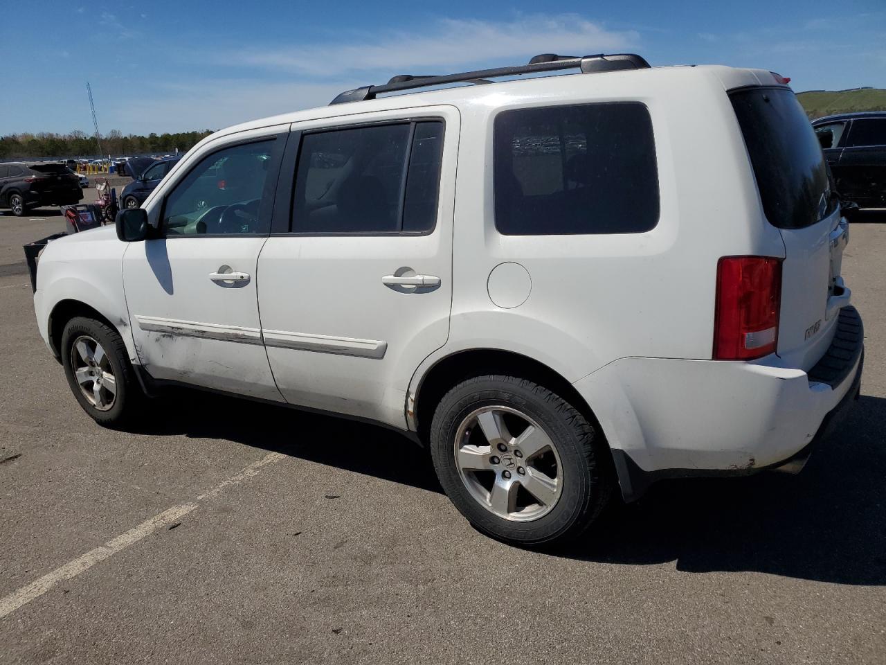 2011 Honda Pilot Exln - Image 2