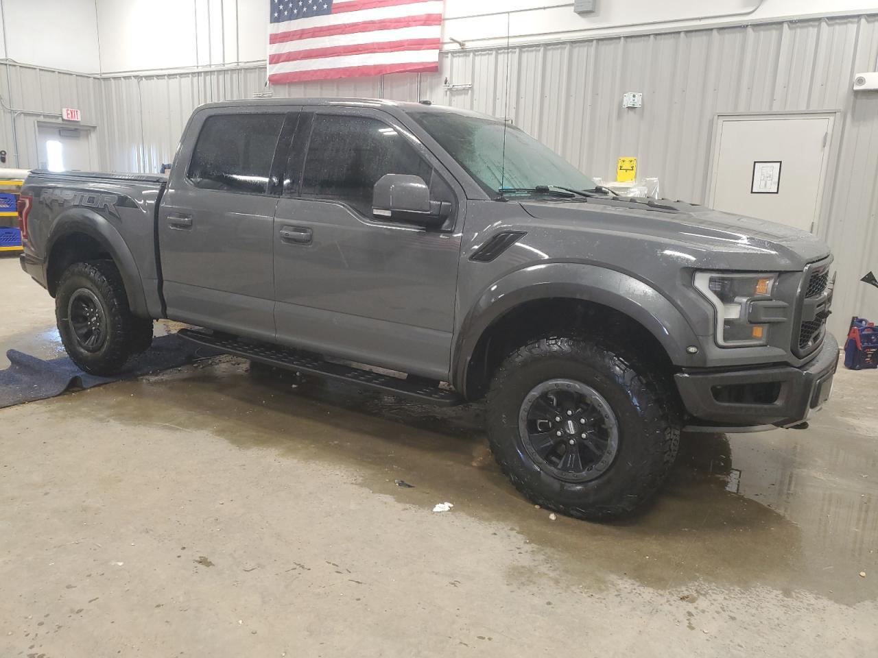 2018 Ford F150 Raptor - Фото 4