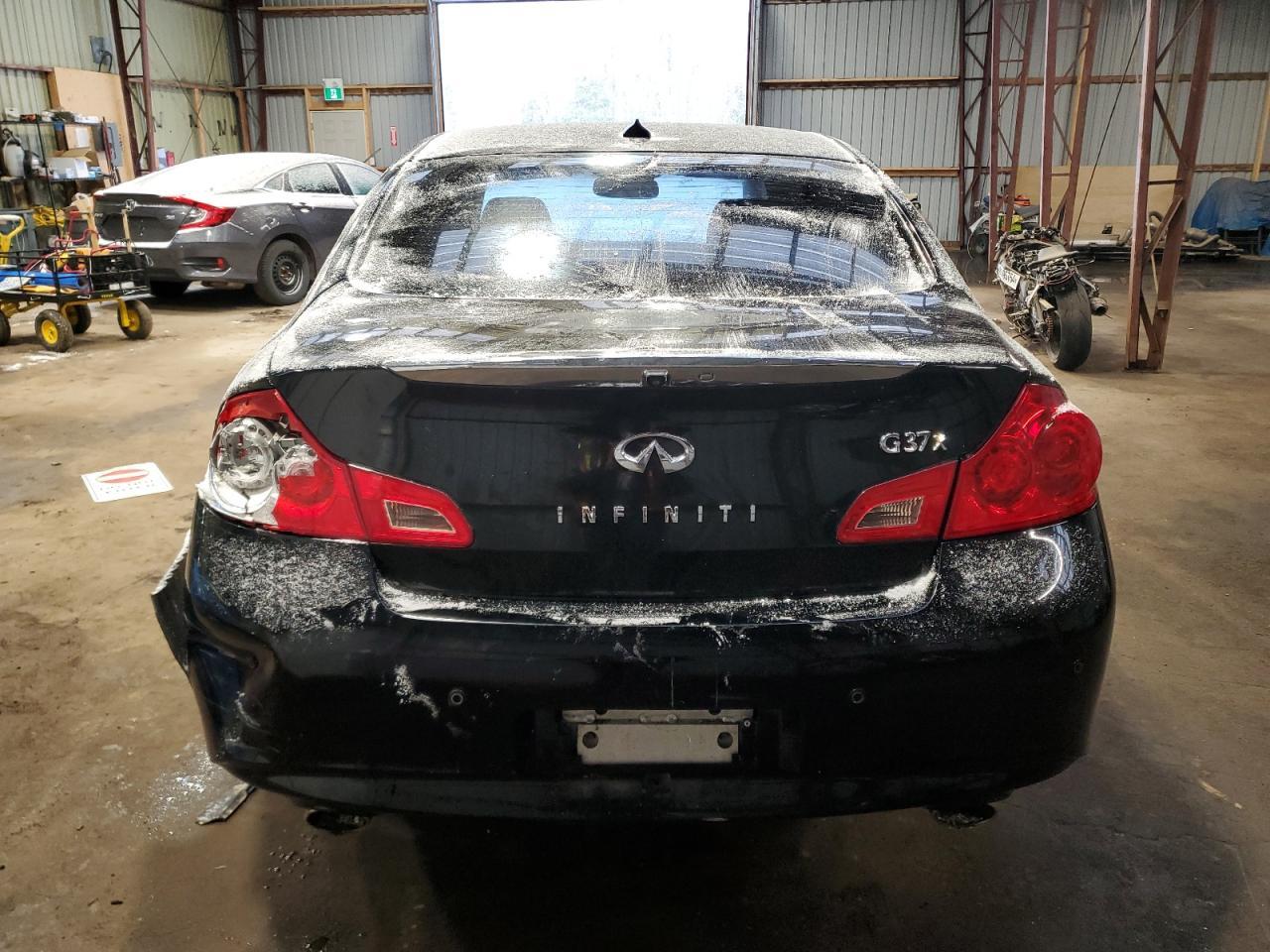 2010 Infiniti G37 - Фото 6